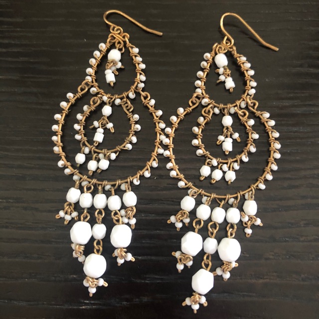 Preloved anting gantung putih emas