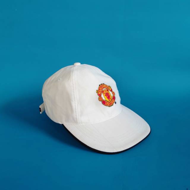 Topi Manchester United tag Nike