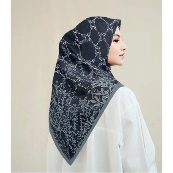 Tetbaru !! Hijab Voal Segiemlat Motif VE Hitam Kerudung Voal Segiempat Motif