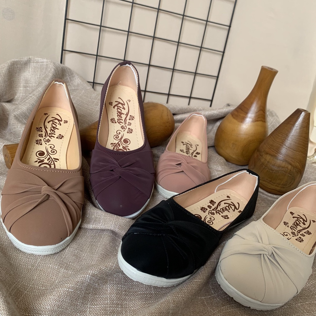 Flatshoes perempuan hitam polos variasi kruwel bahan kanvas slip on flat kerja casual santai feminim korean style BL KRUWEL 2