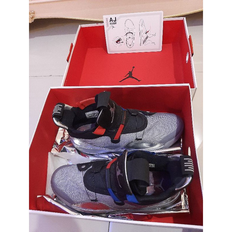 Air jordan 33 "engineered for flight" size 47'5