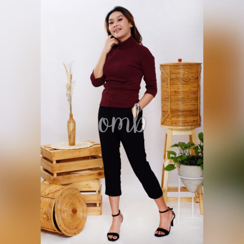 Atasan Rajut BEYBI Turtleneck - rajut wanita pressbody