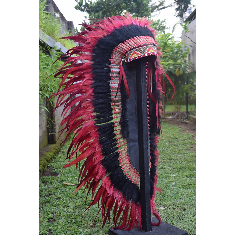 TOPI INDIAN-INDIAN HEADDRESS LONG AYAM MONTE MERAH FUR HITAM