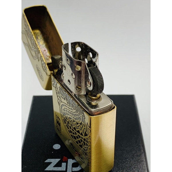 Korek Zippo Motif Dragon Korek Zippo Grafir Korek Zippo Premium