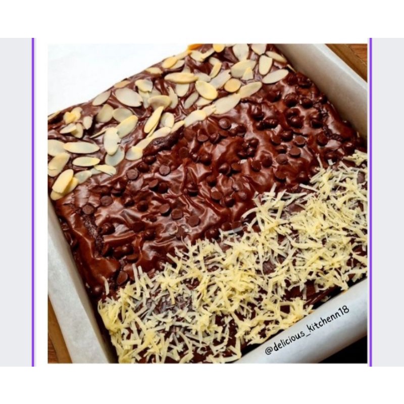 

Fudgy Brownies jumbo mix. toping ukuran 22x22