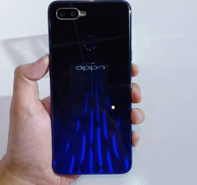 OPPO F9 smartphone 4GB / 64 GB, garansi resmi OPPO