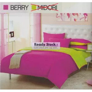 Sprei Polos Berry 160x200x25 Cm