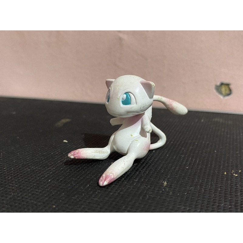 Figure Tomy Mew
