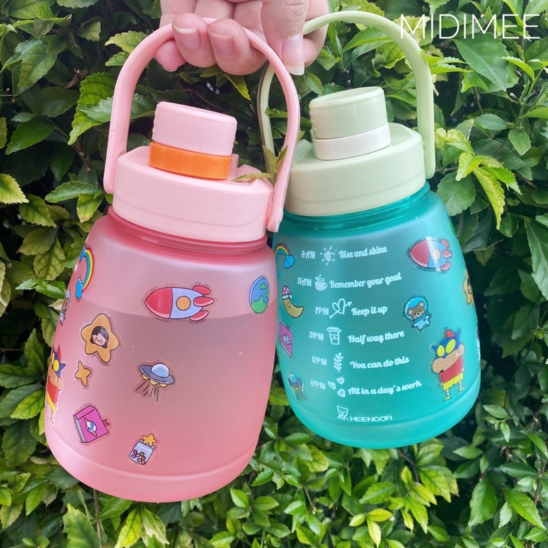 Botol Minum Warna Gradasi ramah lingkungan dengan ukuran 2000ML