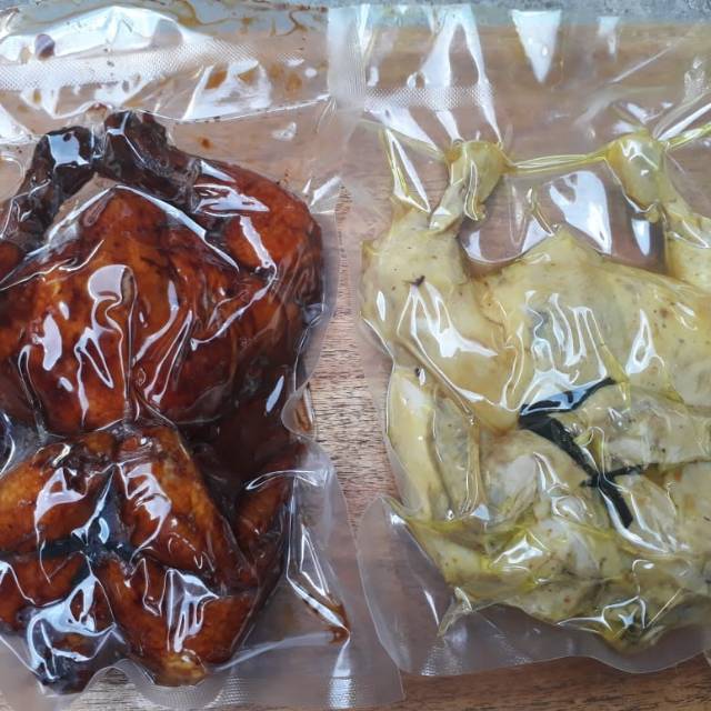 

Ayam ukep frozen