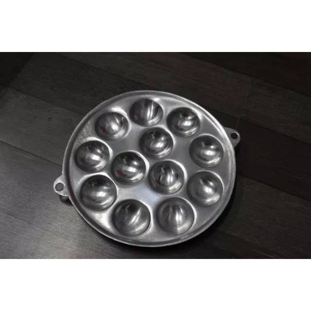 cetakan telur telor goreng martabak bulat kecil penggorengan loyang