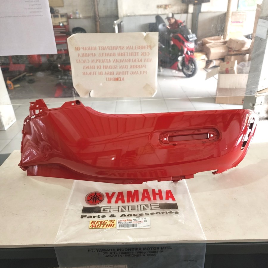 COVER BODY FAZZIO FAZIO MERAH CABE KANAN BEJ F1721 P0 ASLI YAMAHA