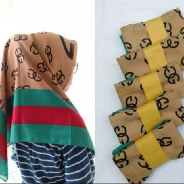 Hijab Segi Empat Voal Super Motif Deenay Gucci GG Brown