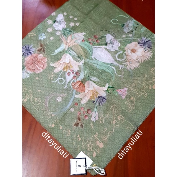 Buttonscarves The Nada Series Si BUNDLING Xanadu Monogram Carrot / Ice / Ring Holder Gold New