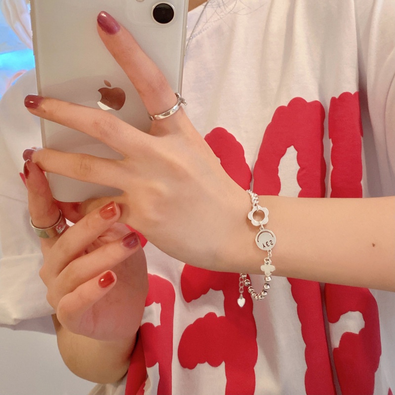 Gelang Pasangan Smiley Retro Modis Gelang Wanita Bunga Jahitan Kepribadian Hadiah Ulang Tahun Pacar