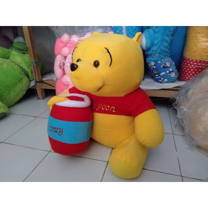 Boneka Winnie The Pooh Jumbo