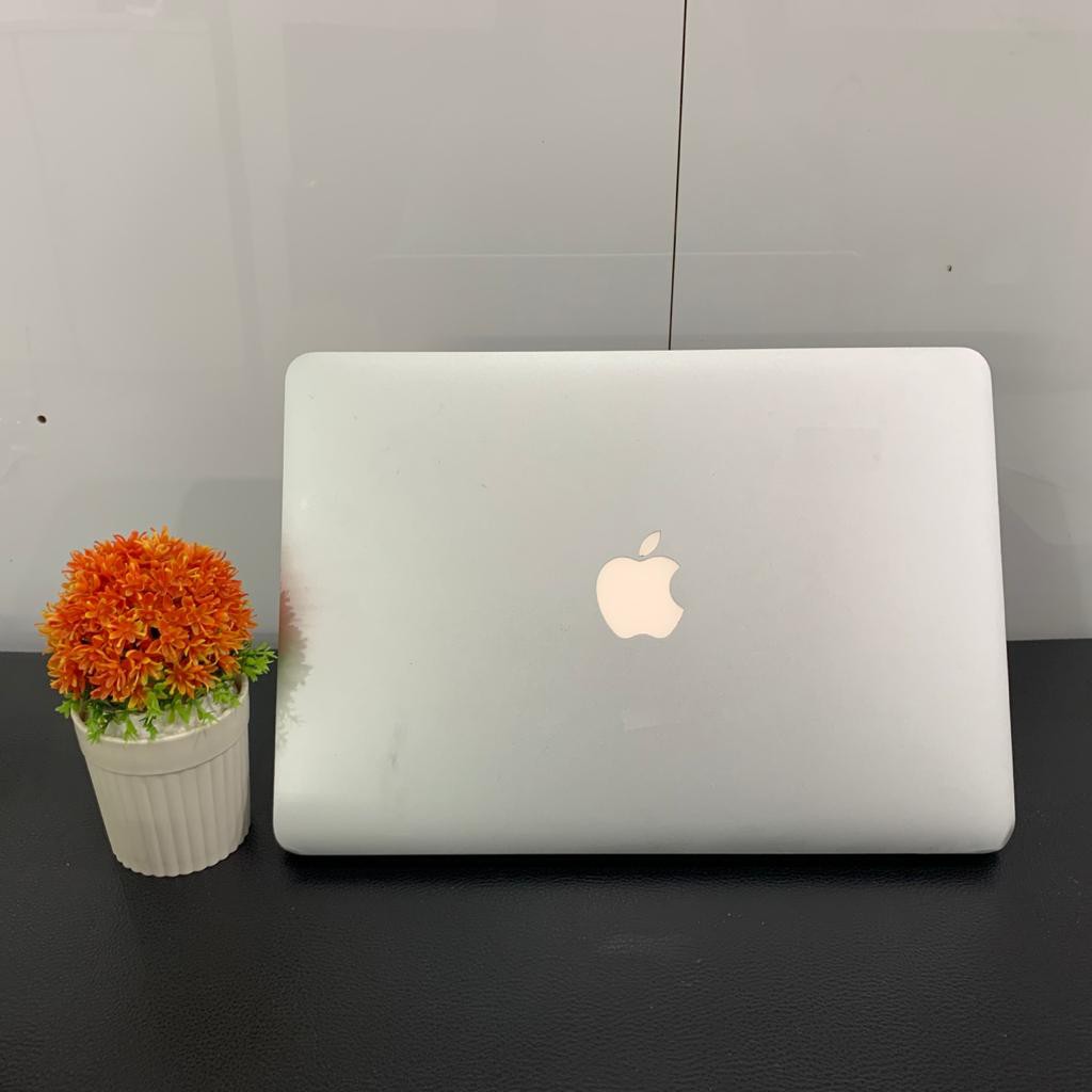 MacBook Pro Retina 13 inch Early 2015 Corei7 3.1GHz Ram 16GB Ssd 512 GB SECOND