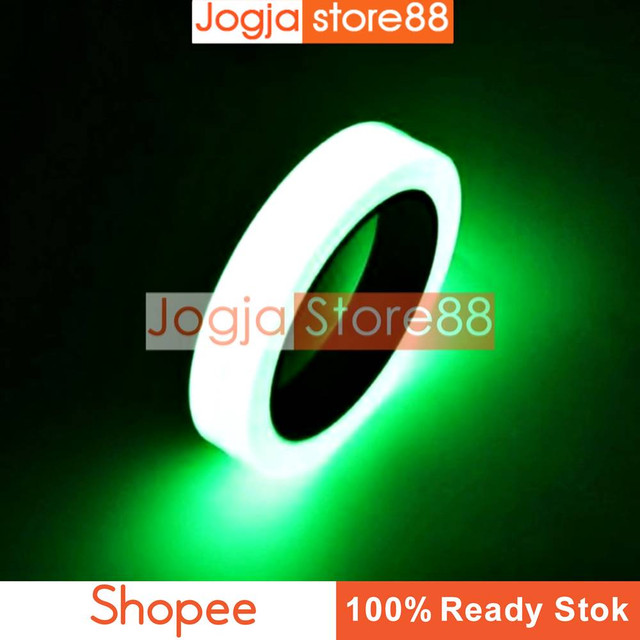 

Lakban Glow In The Dark Luminous Adhesive Tape 1.5 cm x 10 m