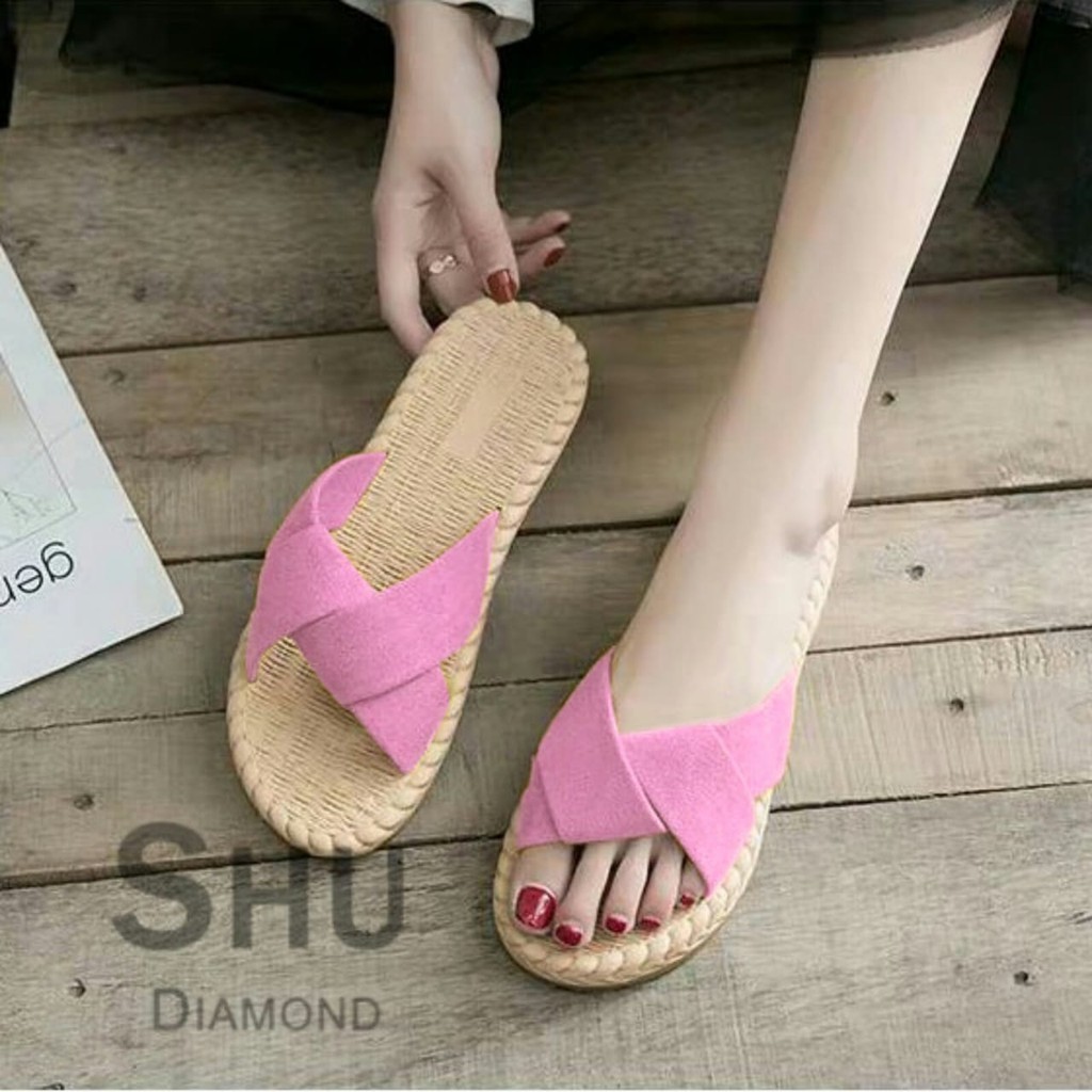 Monsoon - Sandal Slip Wanita Suede Etnik RM 03