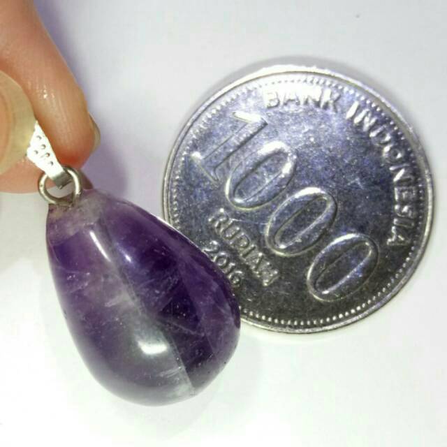 C007. 21,60Cts Liontin Cantik Batu Kecubung Lavender Ungu. Natural Purple Amethyst Teradrop Pendant