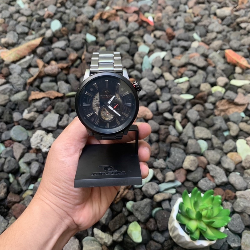 Jam tangan ripcurl recon XL automatic titanium