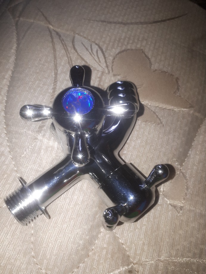 Kran Cabang Stainless Kran Double Sower