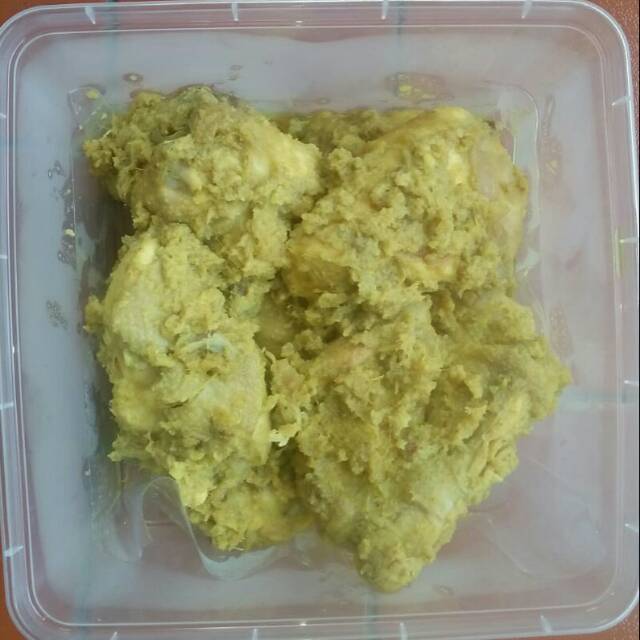 

Ayam Ungkep Bumbu Kuning