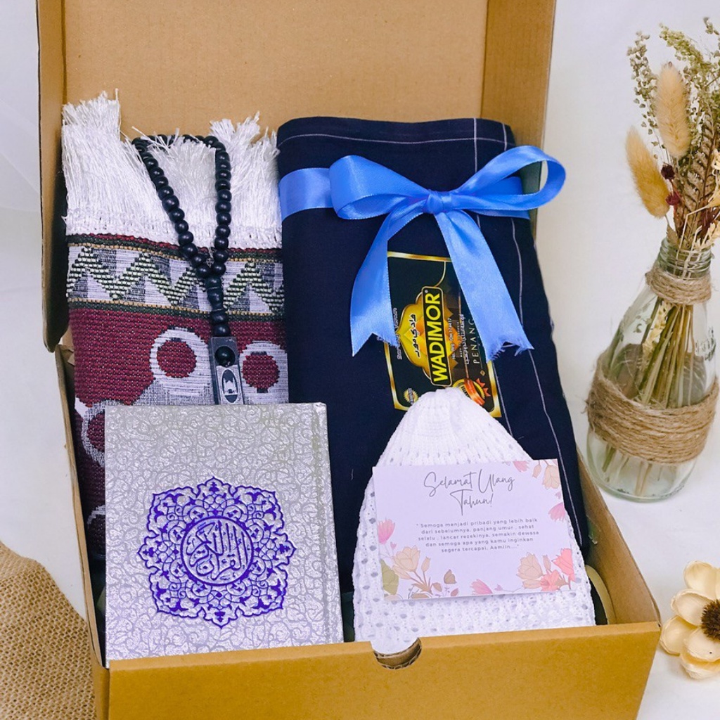 Jual [Lestari Souvenir] Kado Ulang Tahun Cowok Muslim | Hampers Black ...