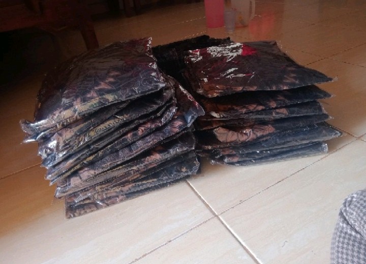 Kain Batik / Kemeja Batik Solo / Kemeja Batik Sragen / Batik Hans