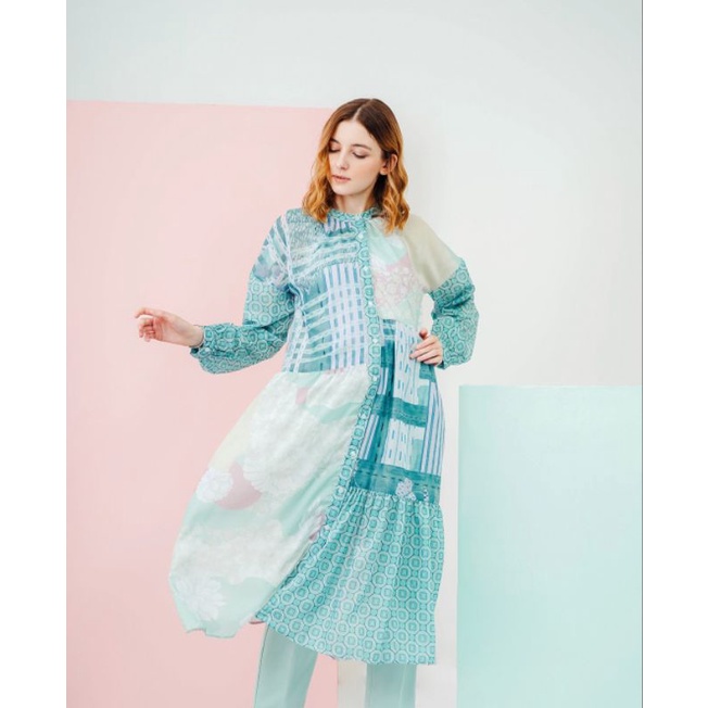 Nami Ruffle Maxi Dress Green size M Benang Jarum