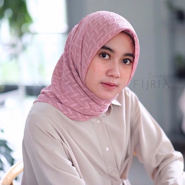 Rubiah ceruti / Rubyah ceruti / ceruti matt baby