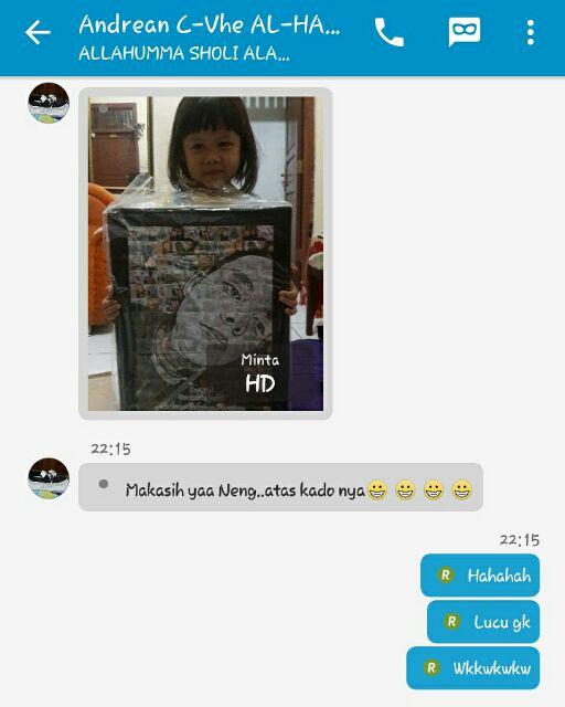 Mozaik Black And White In Black Frame (42x30)