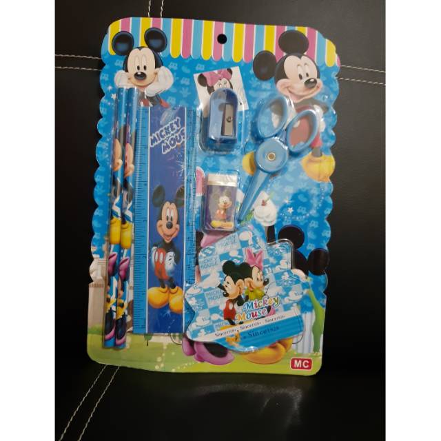 

Alat tulis micky and minny mouse/souvenir ulang tahun