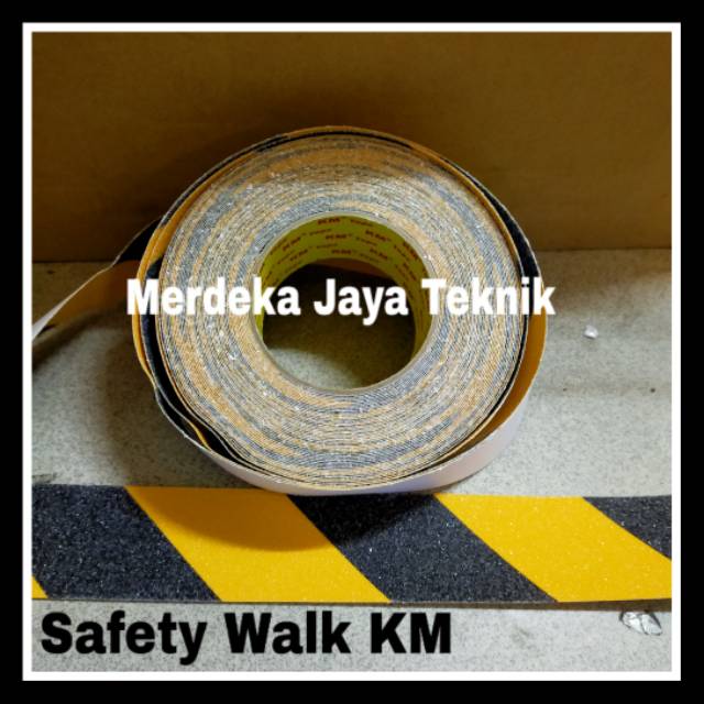 

Safety Walk Merek KM Lakban Anti Slip Isolasi Anti Slip Warna Hitam-Kuning Ukuran 2"IN x 18,2M