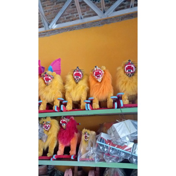 mainan anak dari kayu kuda dilapisi busa. ready