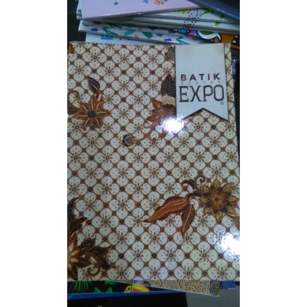 BUKU TULIS BOXY LOCOMOTIF 42 LEMBAR CAMPUS WARNA MOTIF BERGARIS LUSIN ECER GROSIR EXPO NOTEBOOK-Batik 2