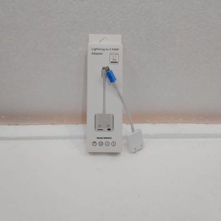 Sambungan Kabel Lightning to 3,5MM Adapter Model : MH030