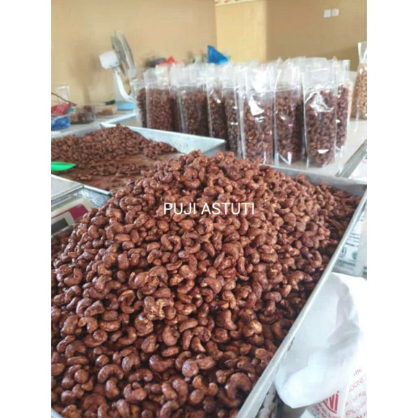 

Kacang Mete Coklat 500gram asli wonogiri