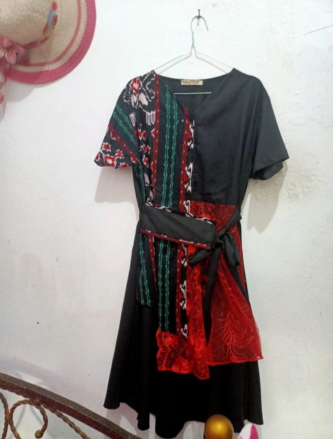 Dress Natasha Tile Etnik Batik Wanita Modern Bahan Katun Mix Brukat Dress Batik Pekalongan Kekinian