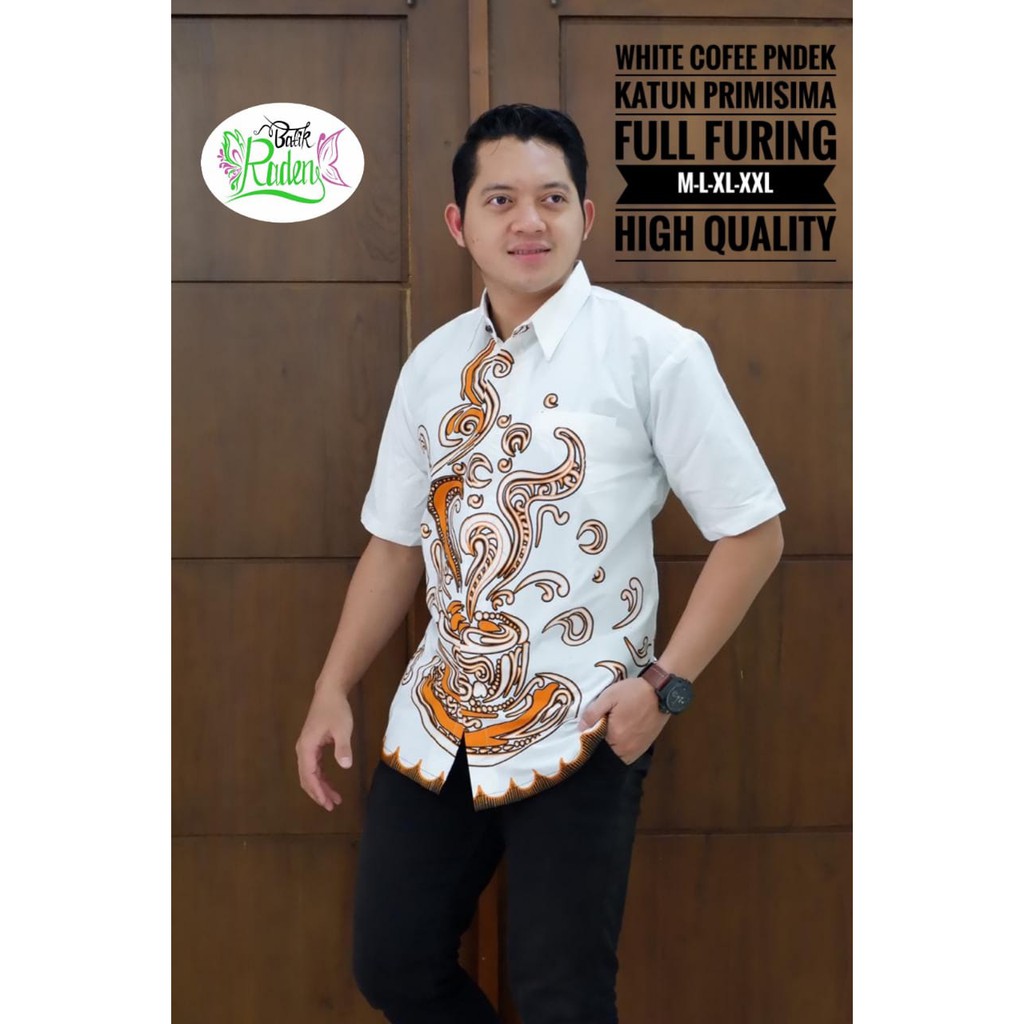 WHITE COFFE RADEN BATIKSOLOAMANAH KEMEJA BATIK PRIA SOLO LENGAN PENDEK LAPIS FURING ATASAN BATIK PREMIUM MODERN FULL FURING BATIK RADEN TIERTA AKHSA WIRYAWAN KHUKUH BIMA AJISAKA ADIWIJAYA MAHESA SETYO PRABU WULU WAYANG TERATAI CAKRA BATIK SOLO AMANAH