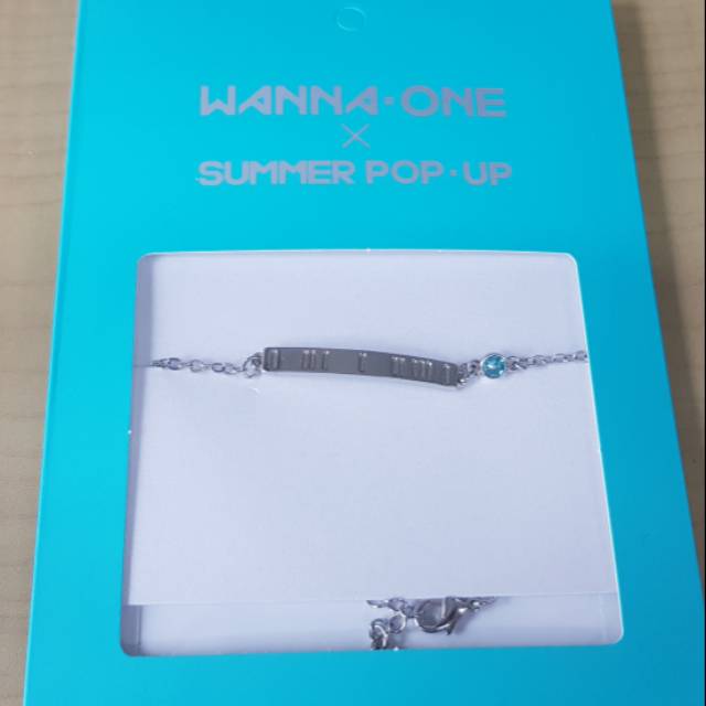 Wanna One Bracelet Pop Up Store (Daniel)