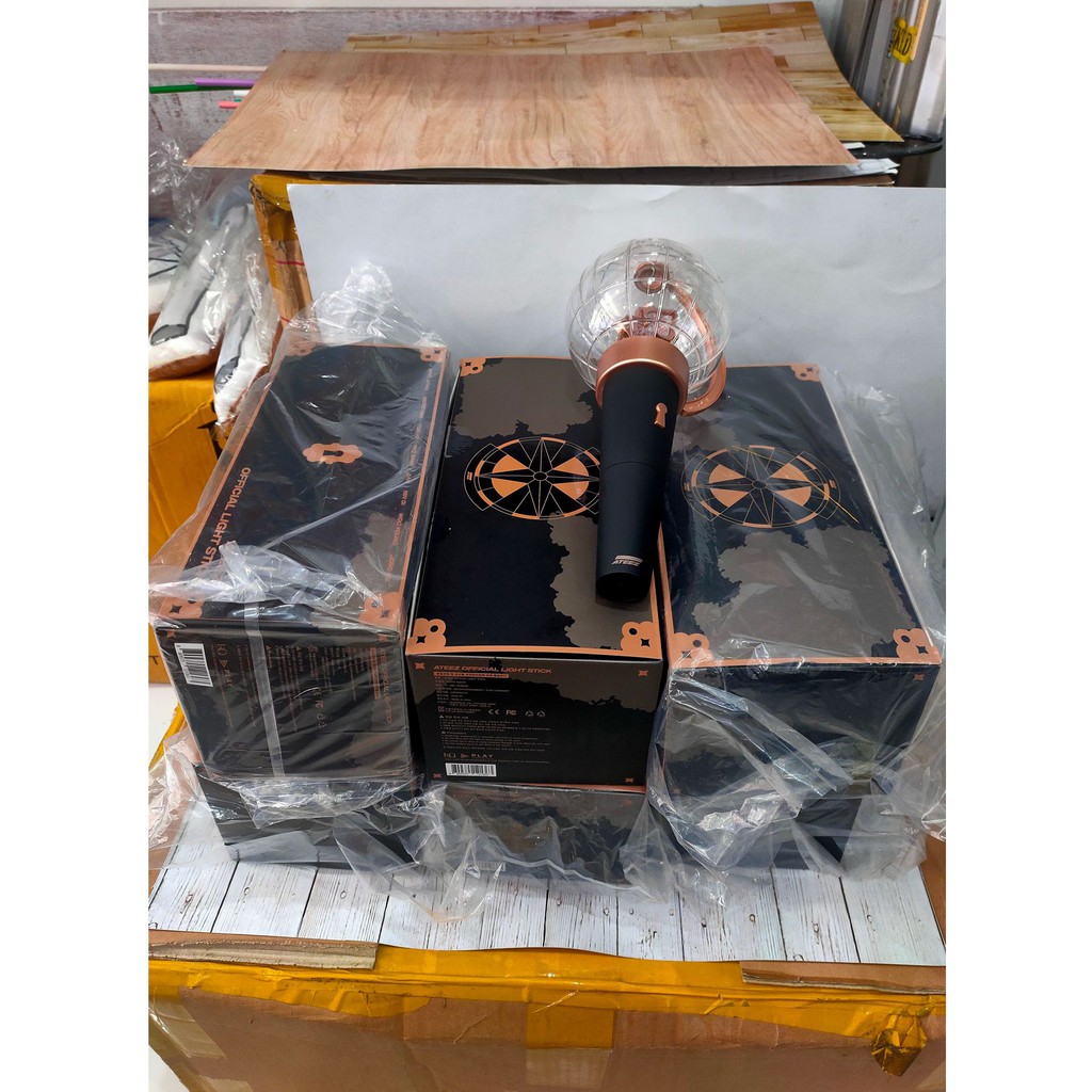 [READY STOCK] LIGHTSTICK ATEEZ OFFICIAL