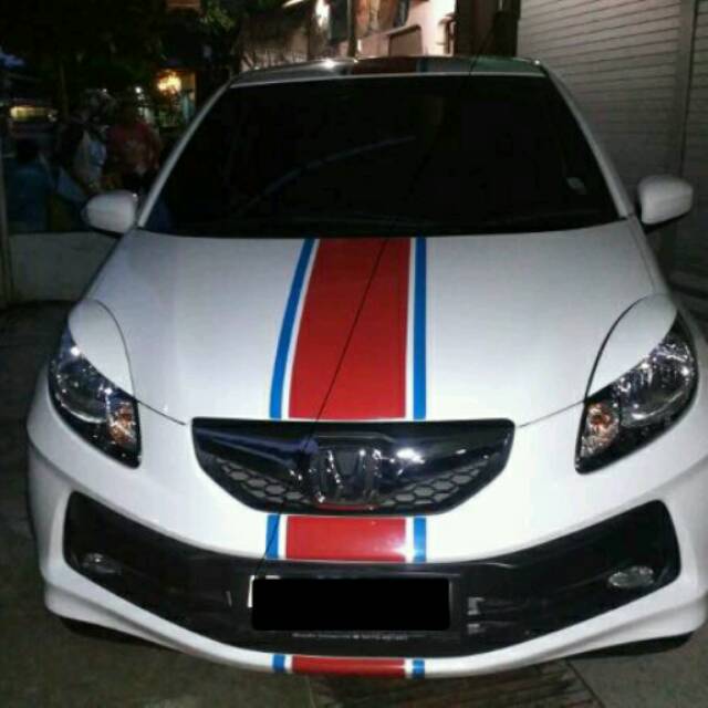 Eyelid Matasipit Variasi Lampu depan Mobilio dan Brio