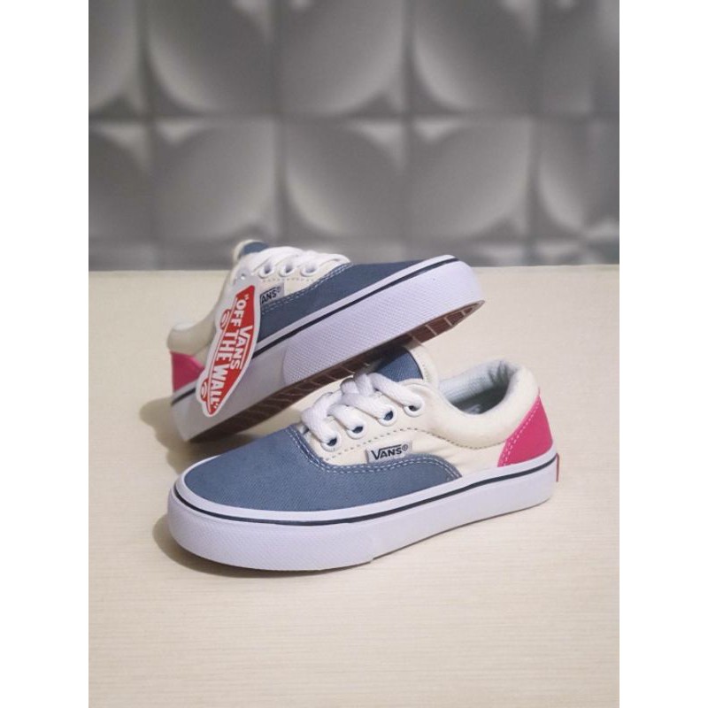 sepatu anak perempuan Vans Autentic White/Gray/Pink