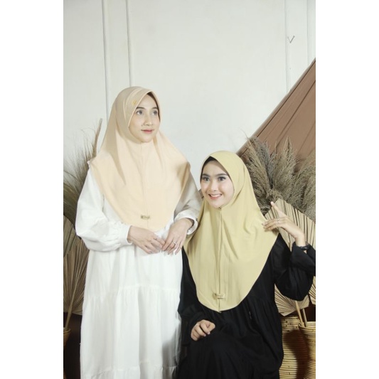 Hijab instan bergo pamela khimar penguin jersey by Desmonda Fashion