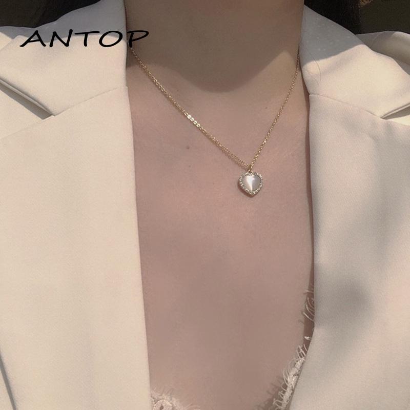 Kalung Rantai Dengan Liontin Bentuk Hati Opal