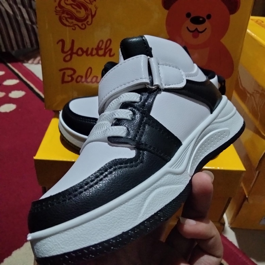 SEPATU NIIKE JORDAN ANAK LAKI - LAKI S221-2 26-37/SEPATU YOUTH BALANCE ORIGINAL