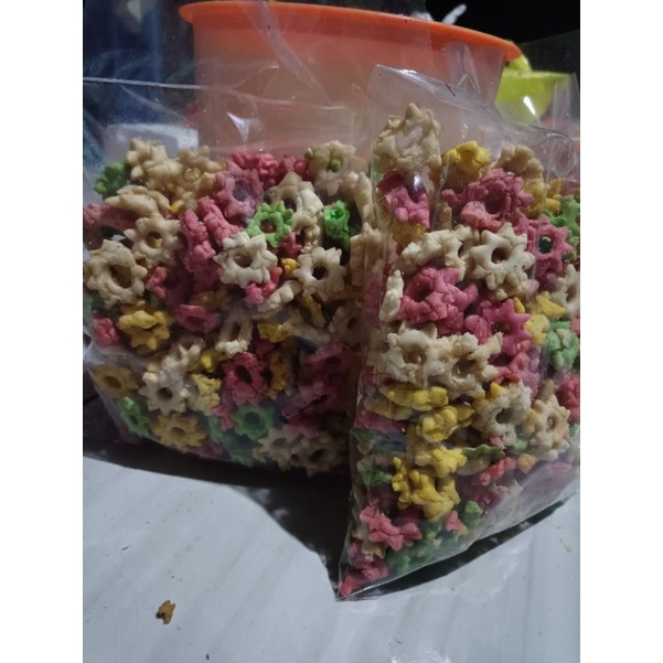 

250gr snack kembang sakura warna warni