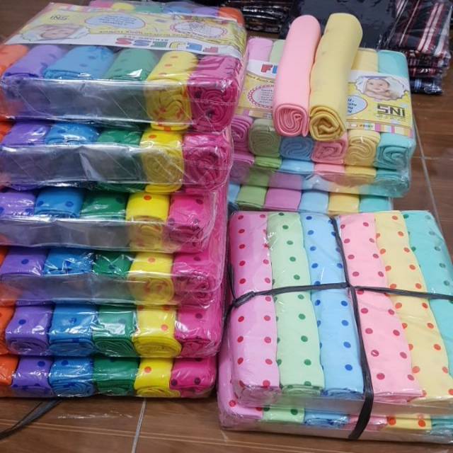 1 Helai Bedong Bayi Jumbo Polkadot Rainbow Fejess 90x115 cm Bedong Selimut Baby Polcadot ECER Per 1 Helai