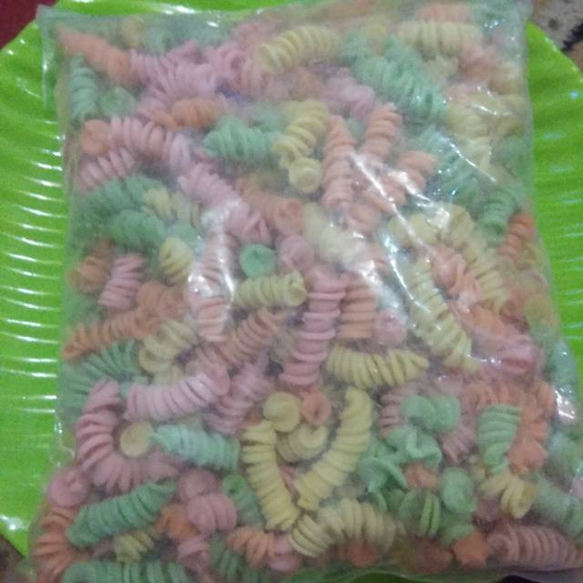 

Makaroni spiral pelangi